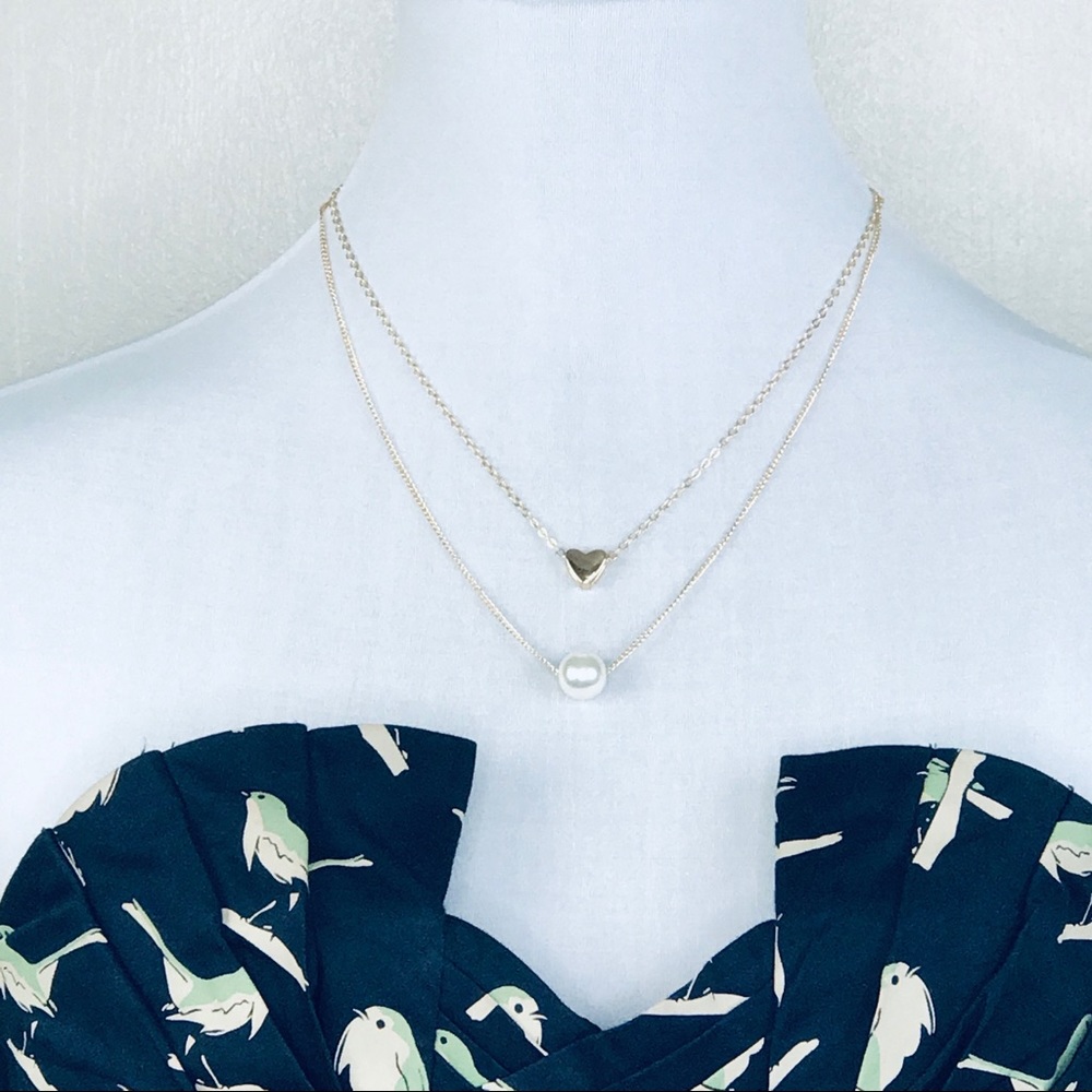Buy 1 get 1 free Gold and Pearl necklaces